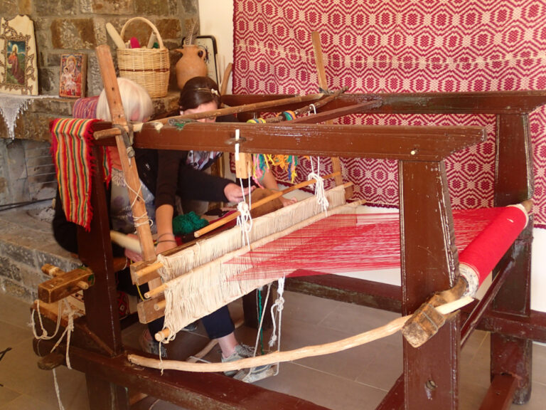 carpet making ...the traditional way